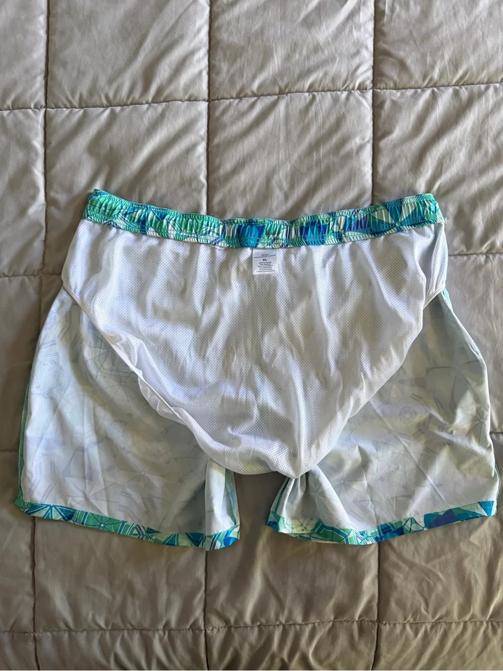 Vineyard Vines Umbrella Print Swim Trunks XL Blue Green Beach Shorts